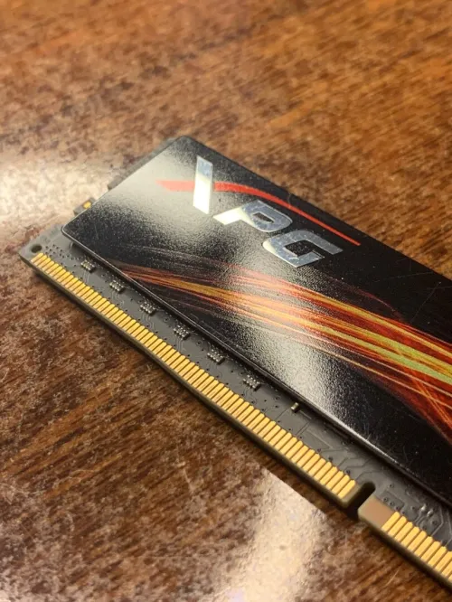 RAM DDR4 8GB XPG ADATA 2666MHz أصلية