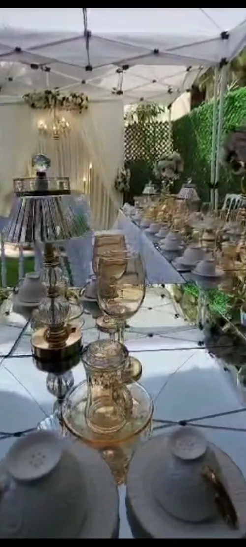 Location table chaise vaisselle scène pour mariage 