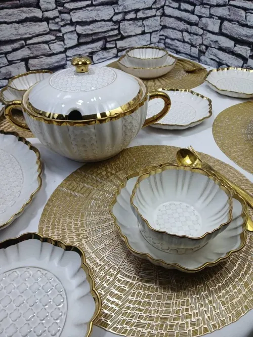 Service a table 23 pieces