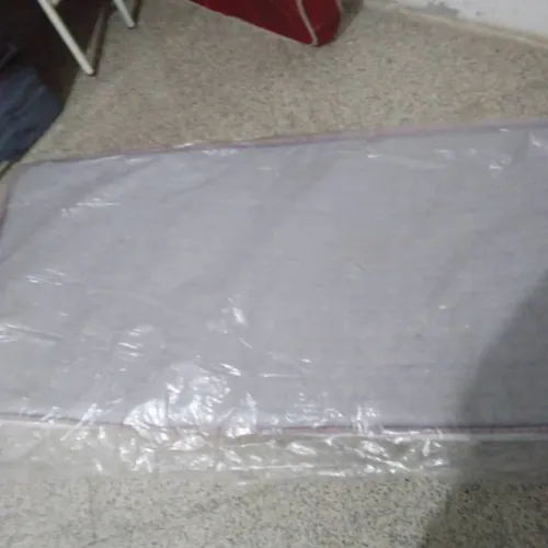 À vendre lit pour bébé matelas orthopédique