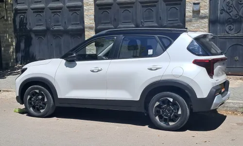 Kia Sonet  2025 Full options