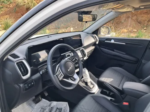 Kia Sonet  2025 Full options