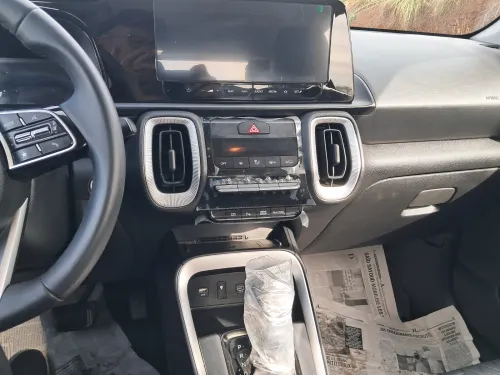 Kia Sonet  2025 Full options