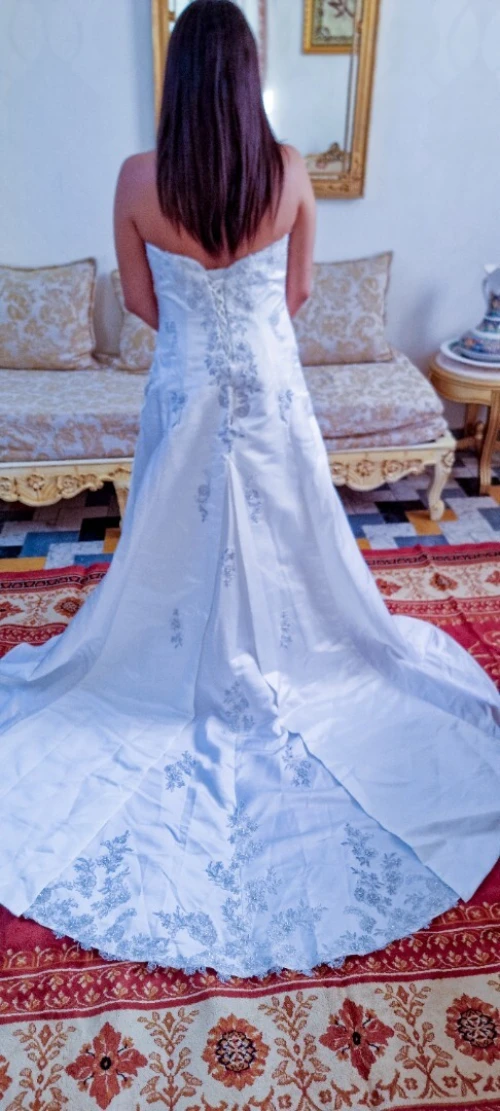 Robe Blanche