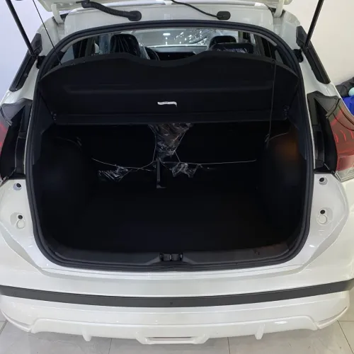 Nissan KICKS 2025 
