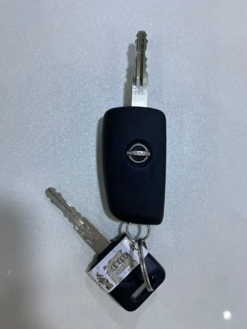 Nissan KICKS 2025 