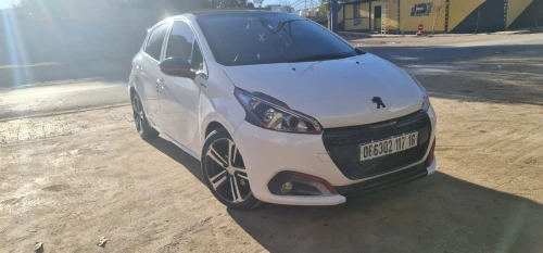 Peugeot 208 2017 GT Line