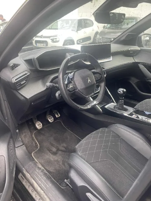 Peugeot 208 2023 GT