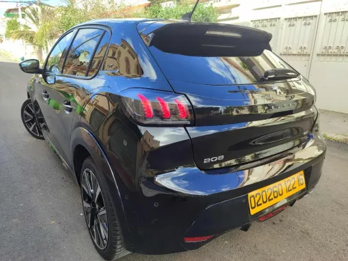 Peugeot 208 2022 GT