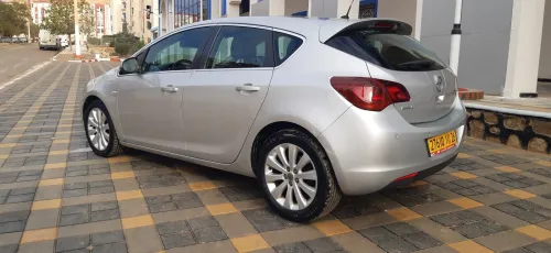 Opel Astra 2011 Astra