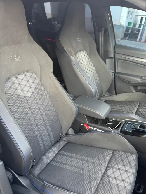 Volkswagen Golf 8 2025 R-Line 50 Years Legend Edition 