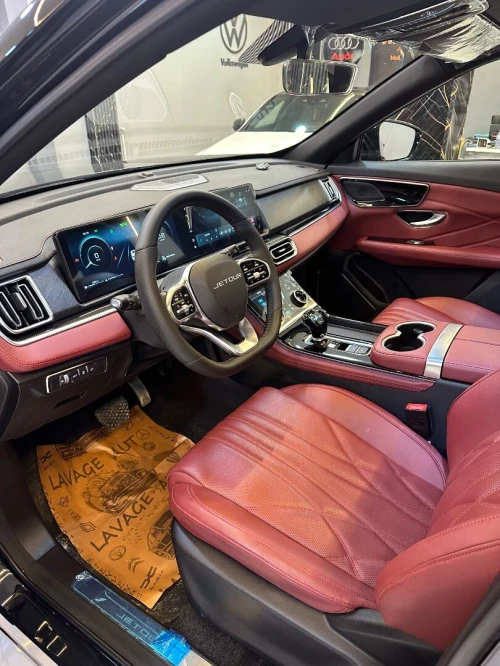 Jetour  X70 PLUS 2025 Luxury Edition 7 places 