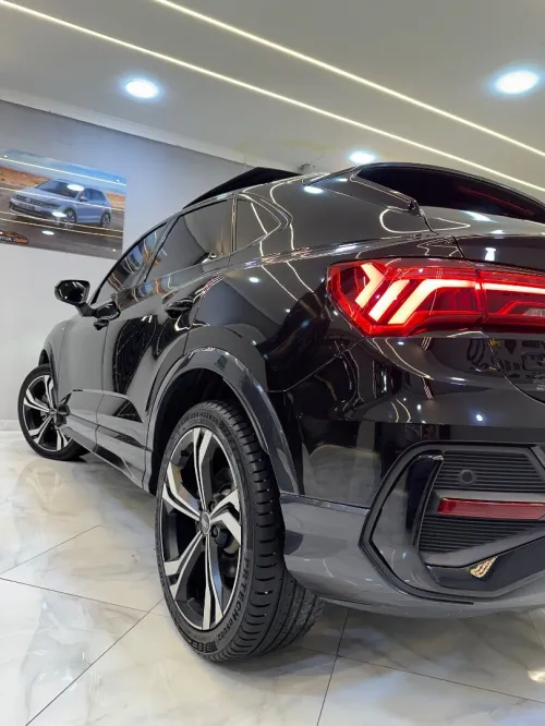 Audi Q3 2021 