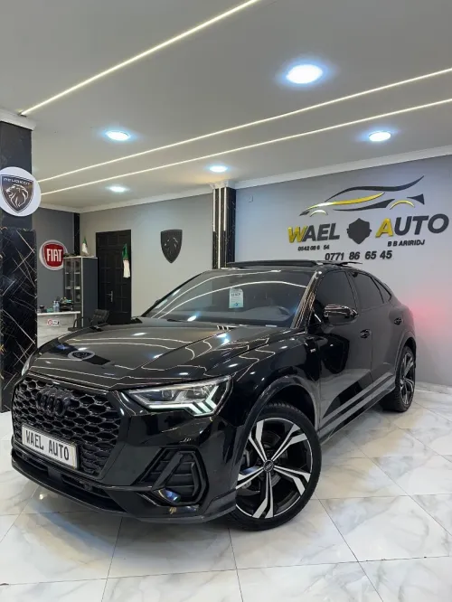 Audi Q3 2021 