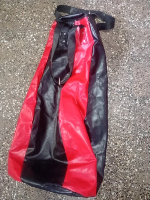 sac de boxe semi cuire