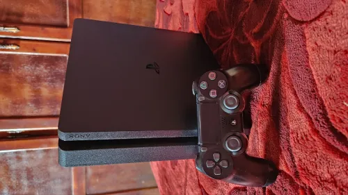 Ps4 slim
