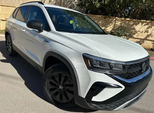 VW TAOS 2023 - Disponible à la location chez CARWISE 