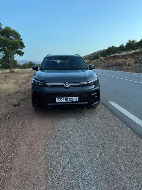 Volkswagen Tiguan 2025 Gris dauphin