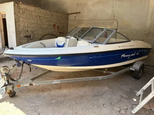 Glisseur 5m50 bayliner 135