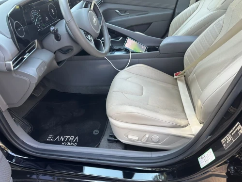 Hyundai Elantra 2025 Elantra