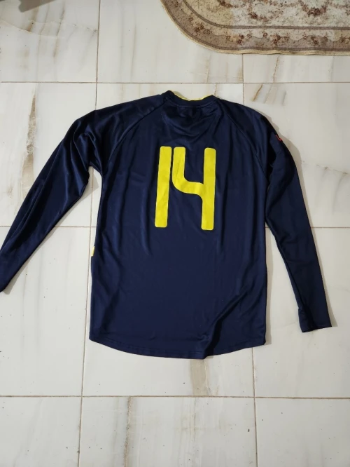 Neuveaux Vêtements