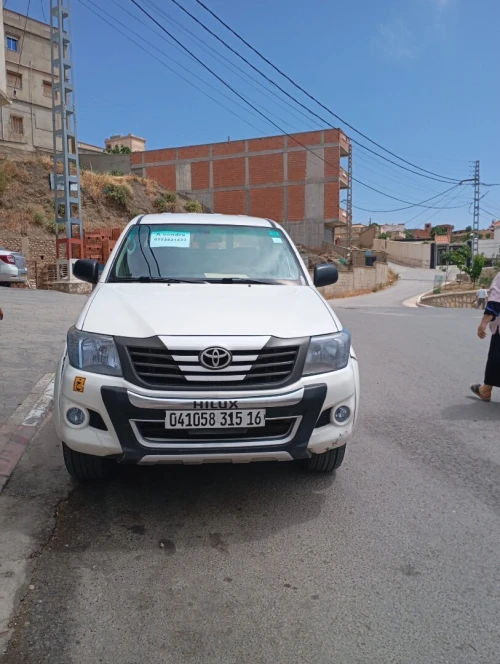 Toyota Hilux 2015 LEGEND DC 4x4