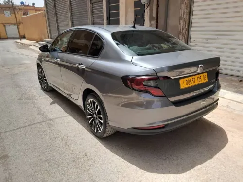 Fiat tipo 2023 
