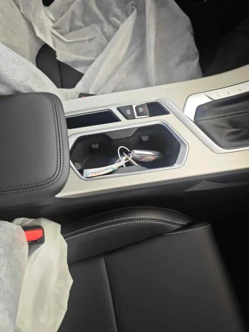 Geely Coolray 2025 