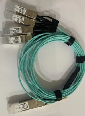 Câble Breakout Optique 40G QSFP+ vers 4x10G SFP