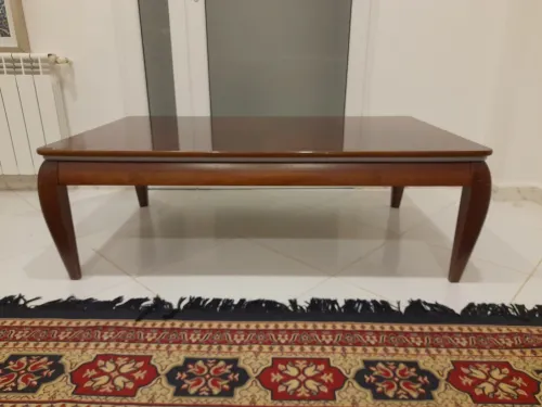 طاولة صالون