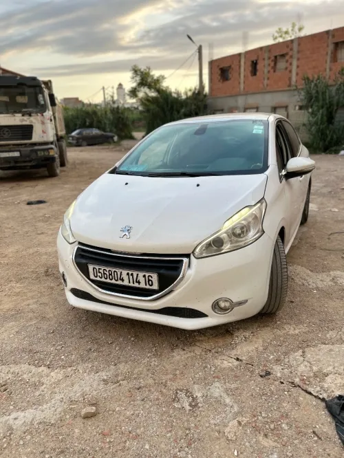 Peugeot 208 2014 Allure