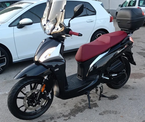 200 St SYM 2025