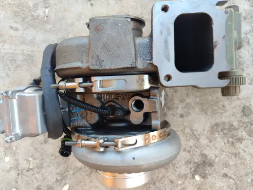 Turbo volvo holset+ بياسات إصلية D16 جديد