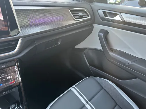 Volkswagen T-Roc 2025 
