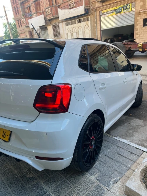 Volkswagen Polo 2016 