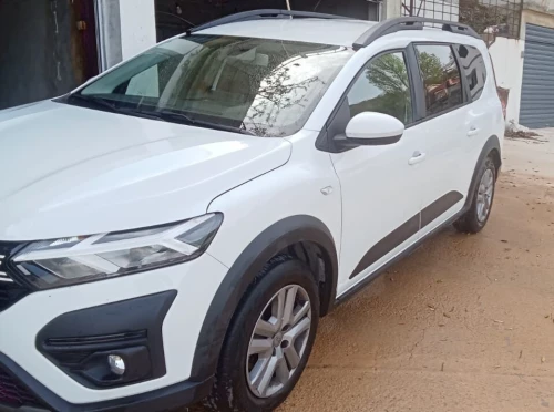 Dacia Duster 2023 