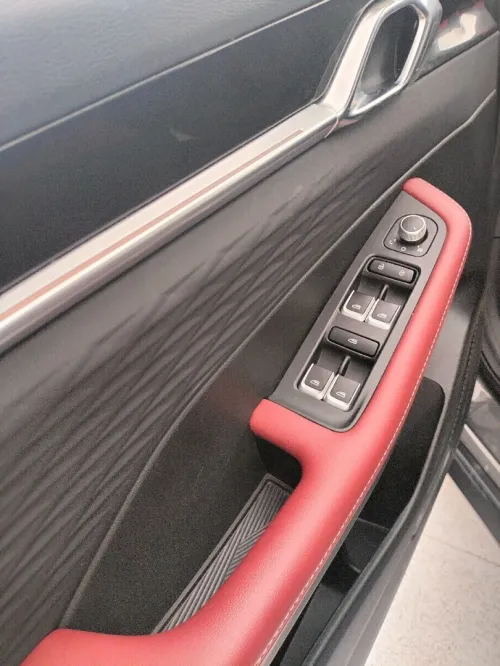 Geely Coolray 2025 Gf+