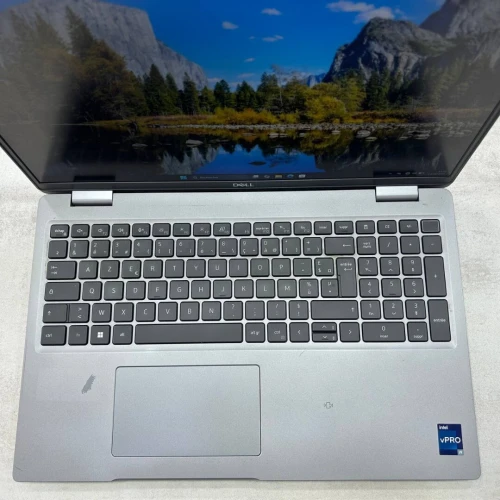 Dell Precision 3571 Workstation 15.6 pouce FHD 60Hz i9 12900H 32Go DDR5 4800MT/s 512Go SSD NVMe NVIDIA T600 4Go GDDR6
