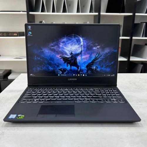 Lenovo Legion Y530 15,6 pouce i7-8750H 512 Go SSD 16 Go DDR4 GTX 1050 Ti 4 Go GDDR5