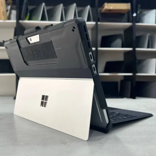 Surface Pro for Business 11th Ed - Copilot+PC 13 pouce 120Hz Tactile 3K Ultra 5 236V 16 Go LPDDR5X 256 Go SSD