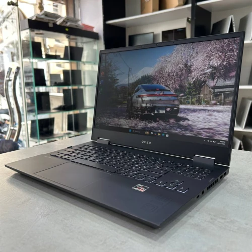 HP OMEN Gaming quasi neuf 15,6 pouce 144Hz Ryzen 5 5600H 16 Go DDR4 512 Go SSD NVMe NVIDIA GeForce RTX 3060 (6 Go GDDR6 dédiée)100% batterie