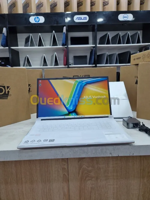 ASUS Vivobook 17X RYZEN 5 7430U 16GO 1TO SSD 