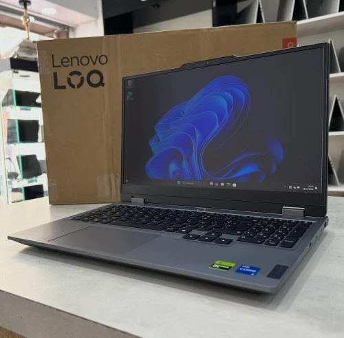 Lenovo LOQ 15 15,6 144Hz RTX 4050 6 Go GDDR6 512 Go SSD NVMe i5-12600HX 16 Go de RAM DDR5 sous emballage