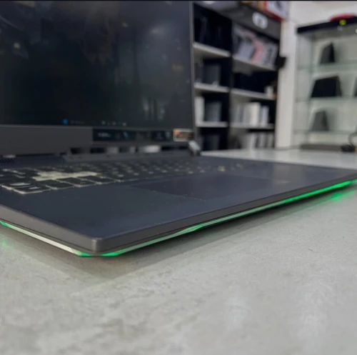 Asus ROG Strix G15 AMD Ryzen 7 5800H 16 Go de RAM 1 To SSD NVMe 15,6 pouce 144Hz GeForce RTX 3050 Ti
