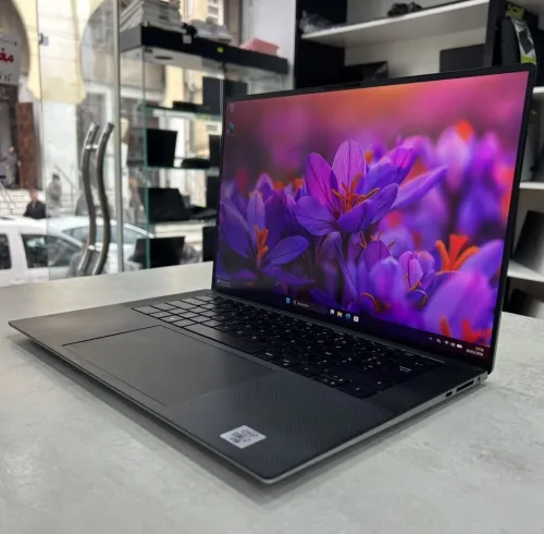 Dell Precision 5550 i7-10850H 32 Go de RAM DDR4 512 Go SSD NVMe 15.6"  Quadro T1000 - 4 Go GDDR6