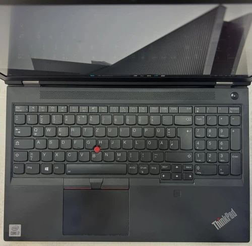 Lenovo ThinkPad P15s Workstation 15,6 i7-10750H 32 Go DDR4 512 Go SSD NVMe Quadro RTX 3000
