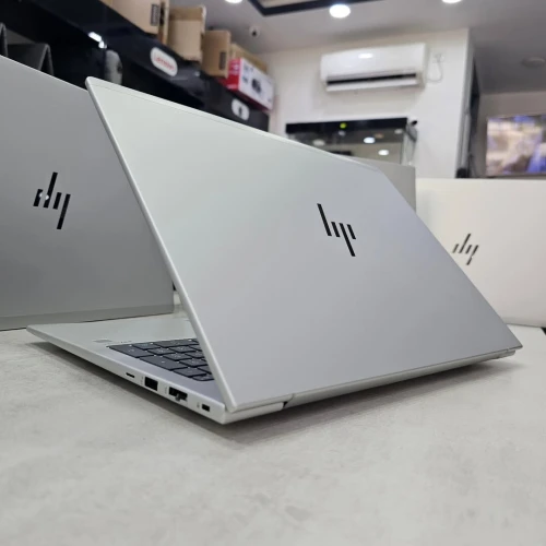 HP Elitebook 665 G11 Tactile Neuf Ryzen 7 7735U 16GB 512GB SSD 16" Pouces