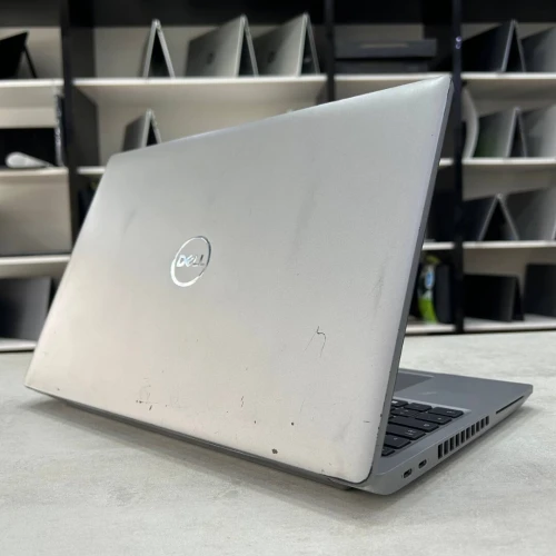 Dell Precision 3571 Workstation 15.6 pouce FHD 60Hz i9 12900H 32Go DDR5 4800MT/s 512Go SSD NVMe NVIDIA T600 4Go GDDR6