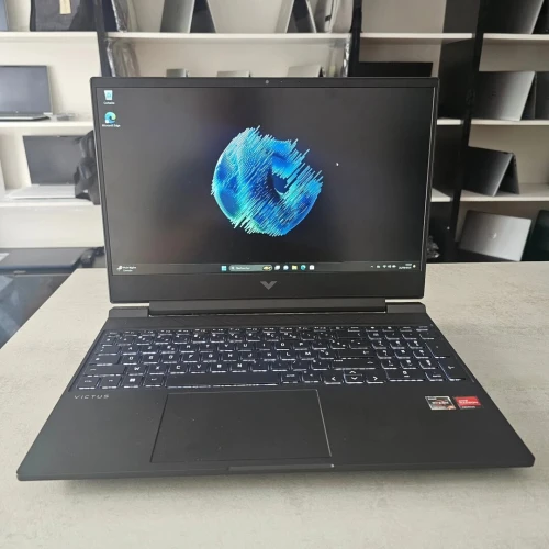 HP VICTUS 15 Ryzen 5 7535HS 16 Gb 512Gb SSD  RX 6550M 4Gb VRam