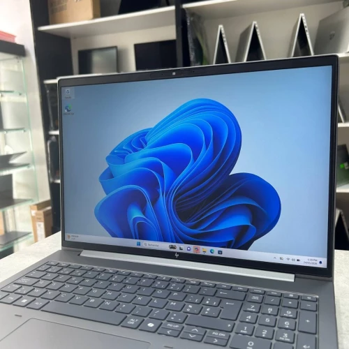 Hp ZBook X G1 i16 16 pouce workstation Ultra 9 285H 32 Go DDR5 512 Go SSD NVMe NVIDIA RTX PRO 1000 AI Boost intégré